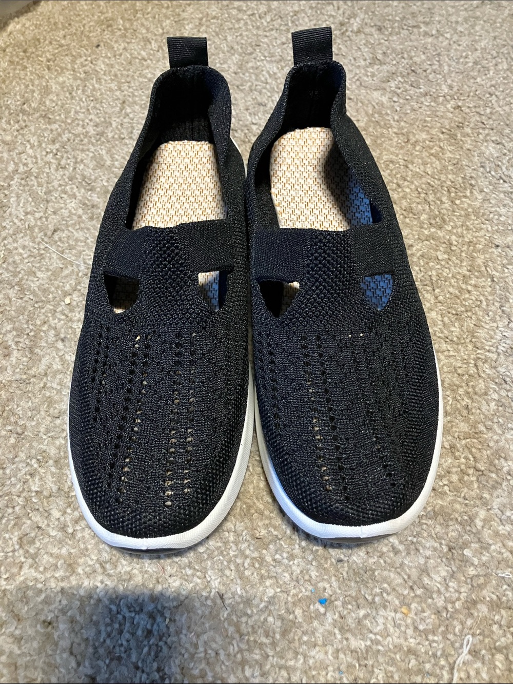 Black mesh orthopedic shoes